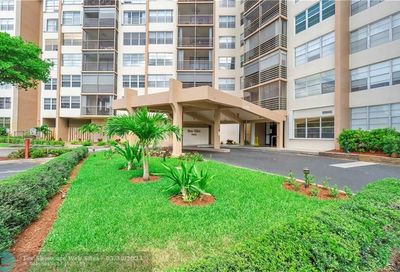 1000 Saint Charles Pl Pembroke Pines FL 33026