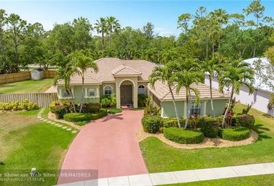 126 N Sycamore Dr Royal Palm Beach FL 33411