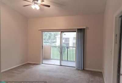751 Cypress Ln Deerfield Beach FL 33064
