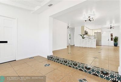 920 NE 34th Ct Oakland Park FL 33334