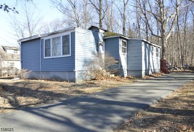 7 Parker Rd Mount Arlington Boro NJ 07856-1021