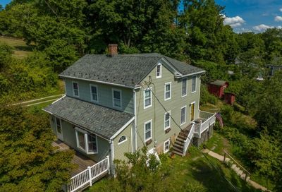 392 Pittstown Rd Franklin Twp. NJ 08867-4110