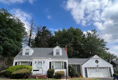 56 Myrtle Ave Clifton City NJ 07014-2004