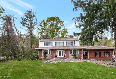 78 Vail Ln Watchung Boro NJ 07069-6116