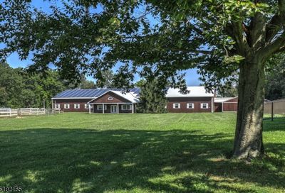 24 Baker Rd Franklin Twp. NJ 08867-4030