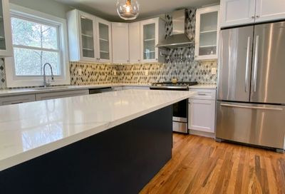 1 Rosedale Ter Livingston Twp. NJ 07039-3203