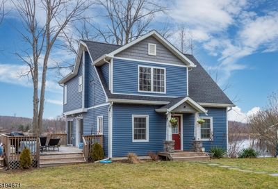 17 Lake St Vernon Twp. NJ 07422-1323