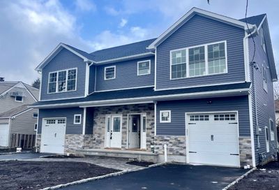 26 Wheeler St Clifton City NJ 07014-1524