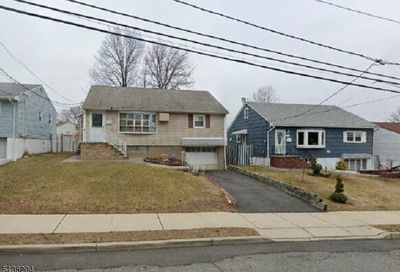 302 Cumberland Ave Paterson City NJ 07502-1323