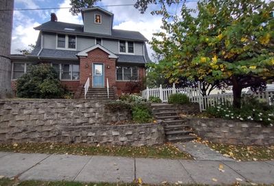 76 Princeton St Clifton City NJ 07014-1815