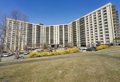 2 Claridge Dr Verona Twp. NJ 07044-3025