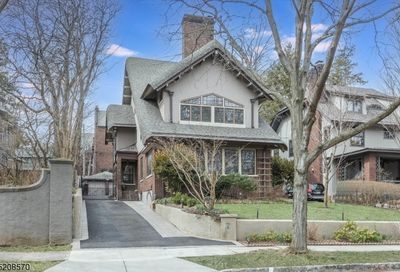 7 Prospect Ter Montclair Twp. NJ 07042-3204
