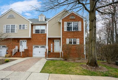 16 Berkeley Sq Berkeley Heights Twp. NJ 07922-2472