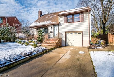 27 Hazelwood Ave Metuchen Boro NJ 08840-2110