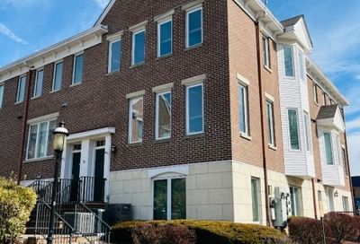 94 E Blackwell St Dover Town NJ 07801-4081