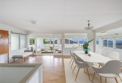 1986 Paula Drive Honolulu HI 96816