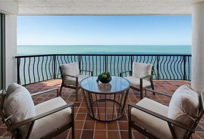 1221 Gulf Shore Blvd N Naples FL 34102