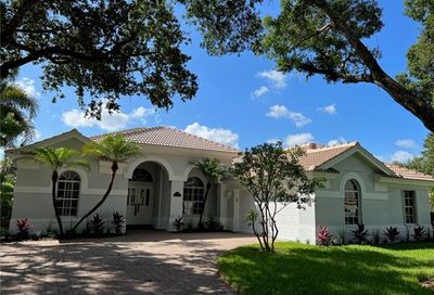 6680 Mangrove Way Naples FL 34109