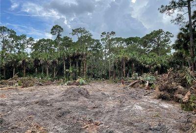 777 13th St NW Naples FL 34120
