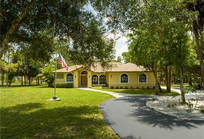 3240 5th Ave SW Naples FL 34117