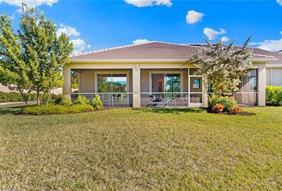 4558 Arboretum Cir Naples FL 34112