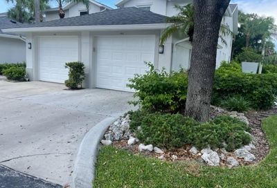 1345 Charleston Sq Dr Naples FL 34110