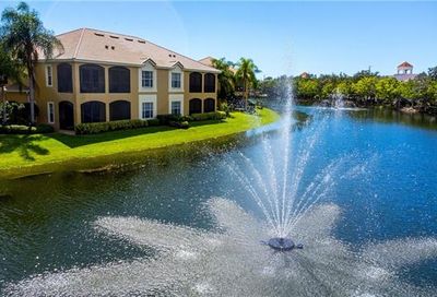 5035 Blauvelt Way Naples FL 34105