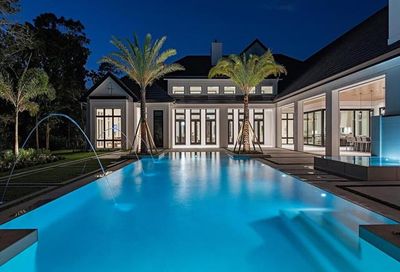 2652 Coach House Ln Naples FL 34105