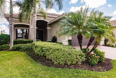 2820 Cinnamon Bay Cir Naples FL 34119
