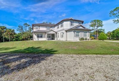 291 21st St NW Naples FL 34120