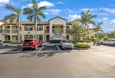 15098 Palmer Lake Cir Naples FL 34109