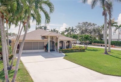 700 106th Ave N Naples FL 34108