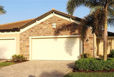 9086 Woodhurst Dr Naples FL 34120