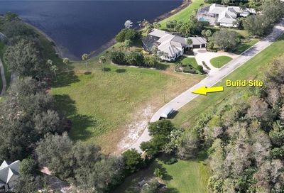 11242 Five Oaks Ln Naples FL 34120