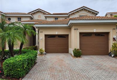 6809 Sterling Greens Dr Naples FL 34104