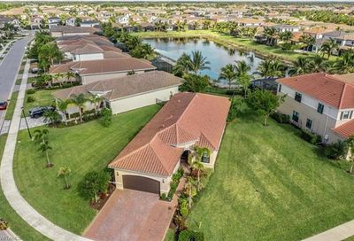 4363 Aurora St Naples FL 34119