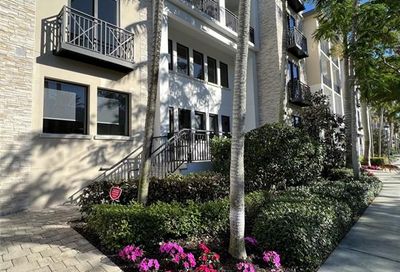 1035 3rd Ave S Naples FL 34102