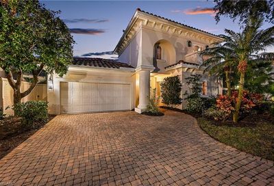 1052 Grand Isle Dr S Naples FL 34108