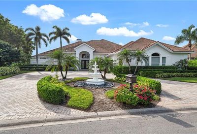 2351 Alexander Palm Dr Naples FL 34105