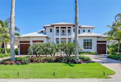 450 14th Ave S Naples FL 34102