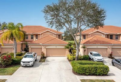2015 Crestview Way Naples FL 34119