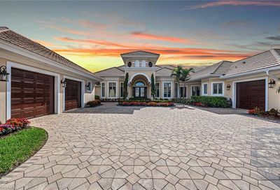 558 Portsmouth Ct Naples FL 34110