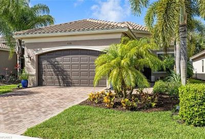 3570 Beaufort Ct Naples FL 34119