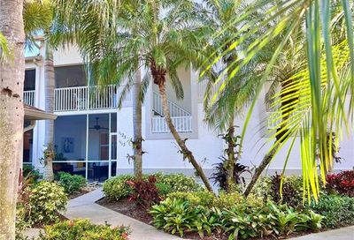 8480 Naples Heritage Dr Naples FL 34112