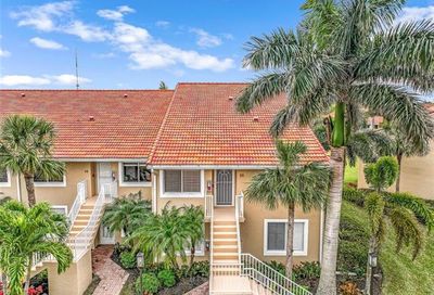 2386 Magnolia Ave Naples FL 34112