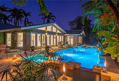 350 Windward Way Naples FL 34103