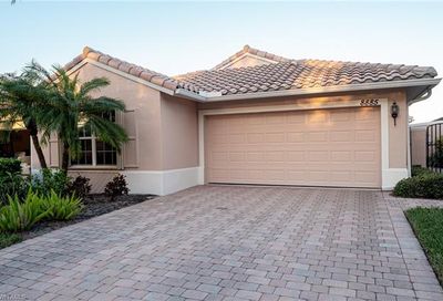 8885 Cascades Isle Blvd Estero FL 33928