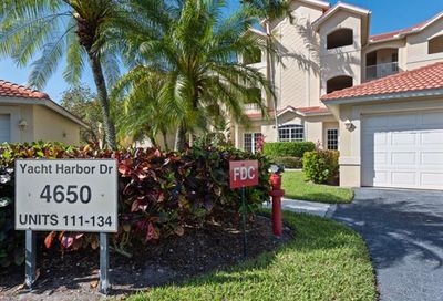4650 Yacht Harbor Dr Naples FL 34112