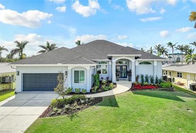 4837 Regal Dr Bonita Springs FL 34134