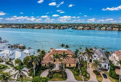 2050 Kingfish Rd Naples FL 34102